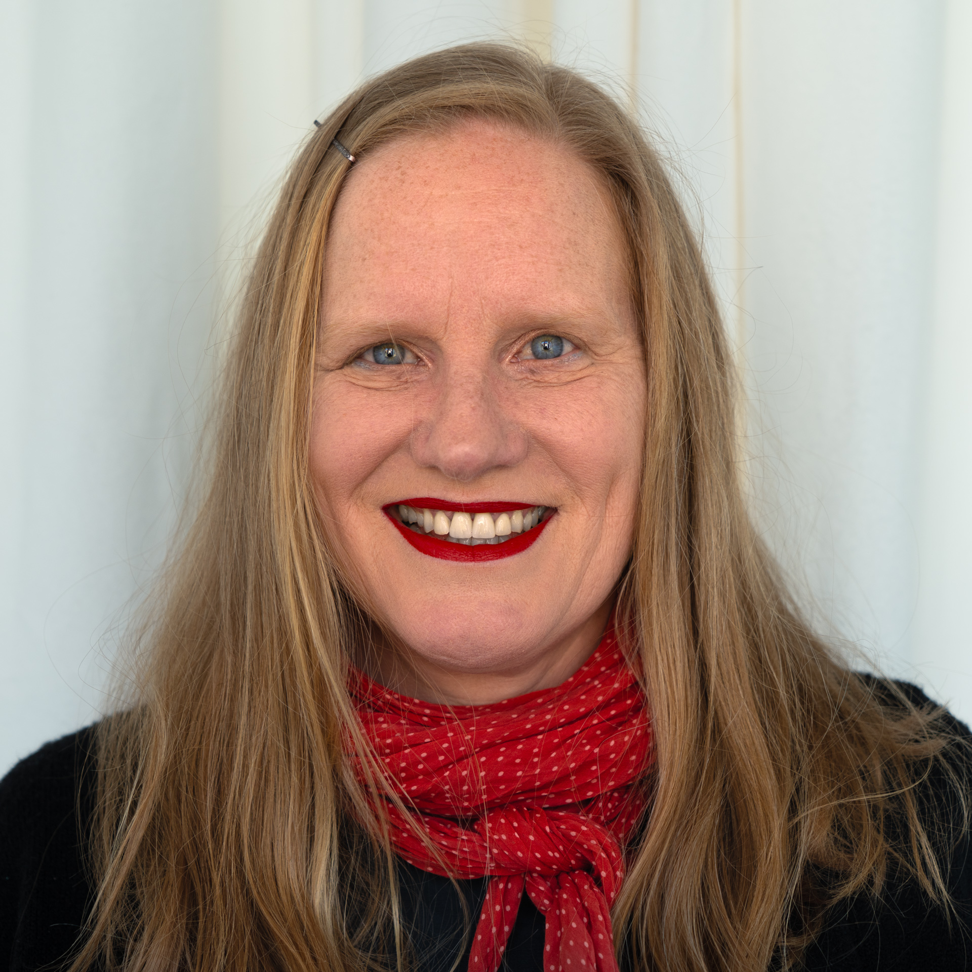 Porträtfoto der Autorin Kirstin Schütz