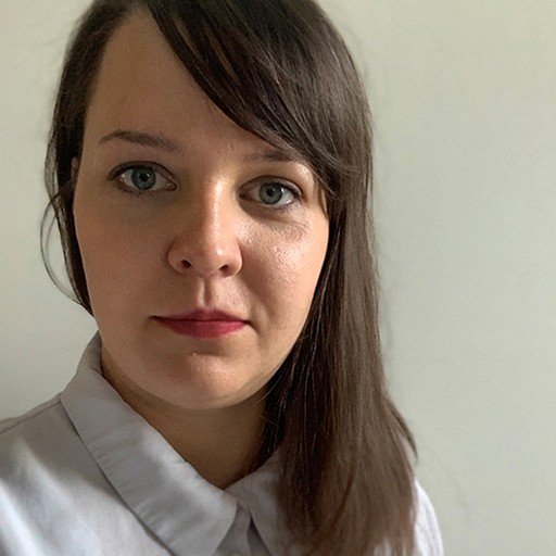 A portrait photo of Christin Glücks