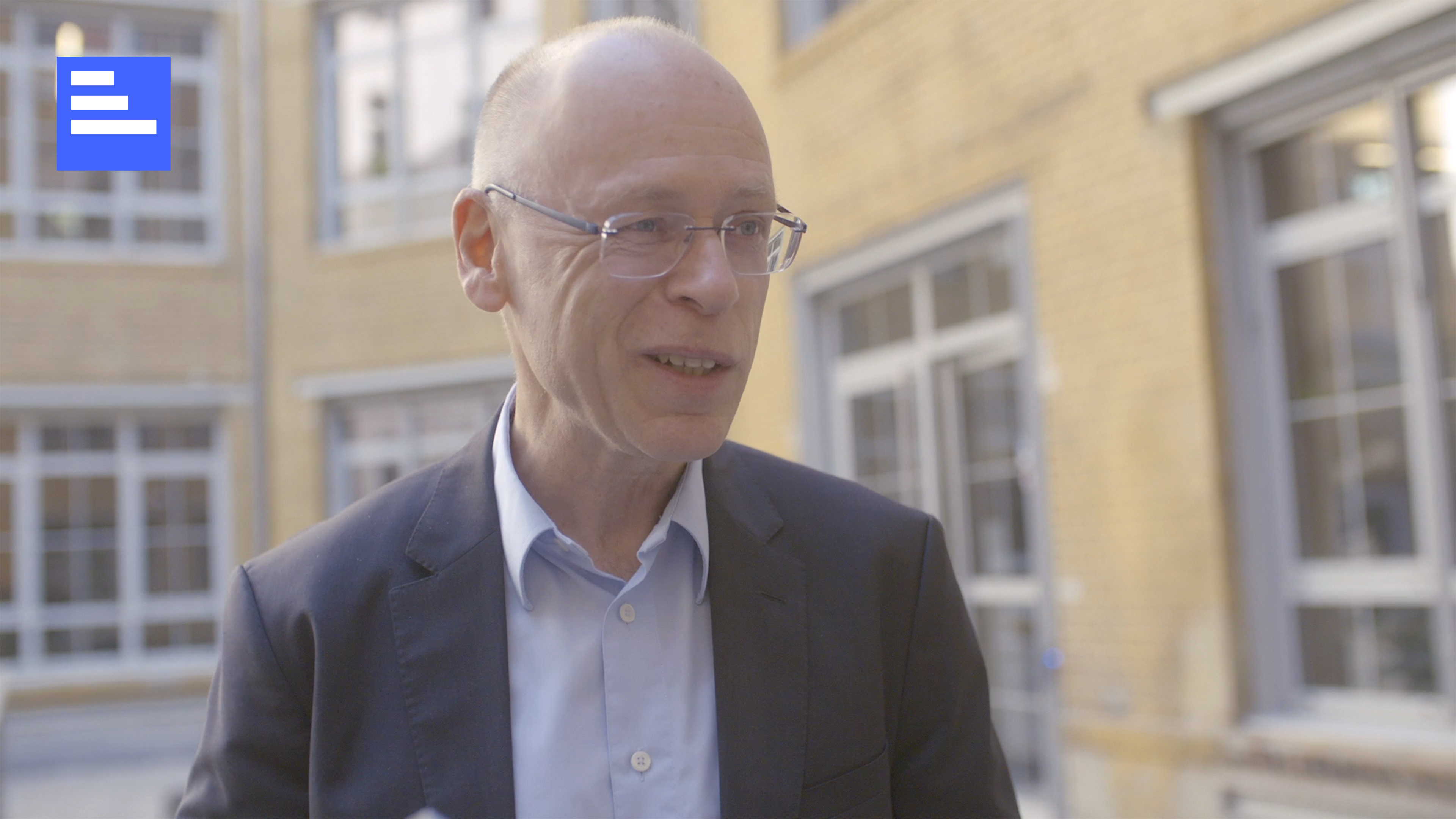 Alfried Reusch aus dem Bundesfinanzministerium beantwortet die Frage „Warum würdest du das Programm empfehlen?“