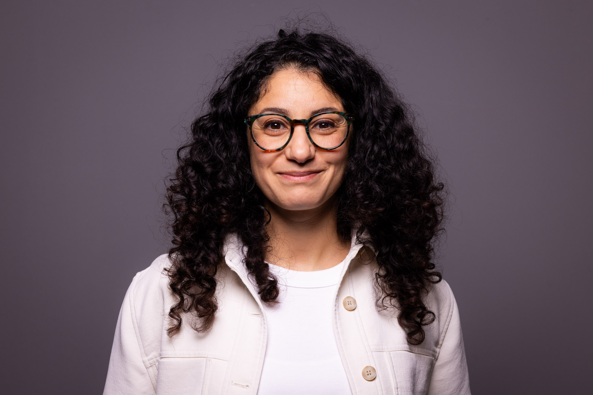Sana Saidi und verschiedene Außenstellen