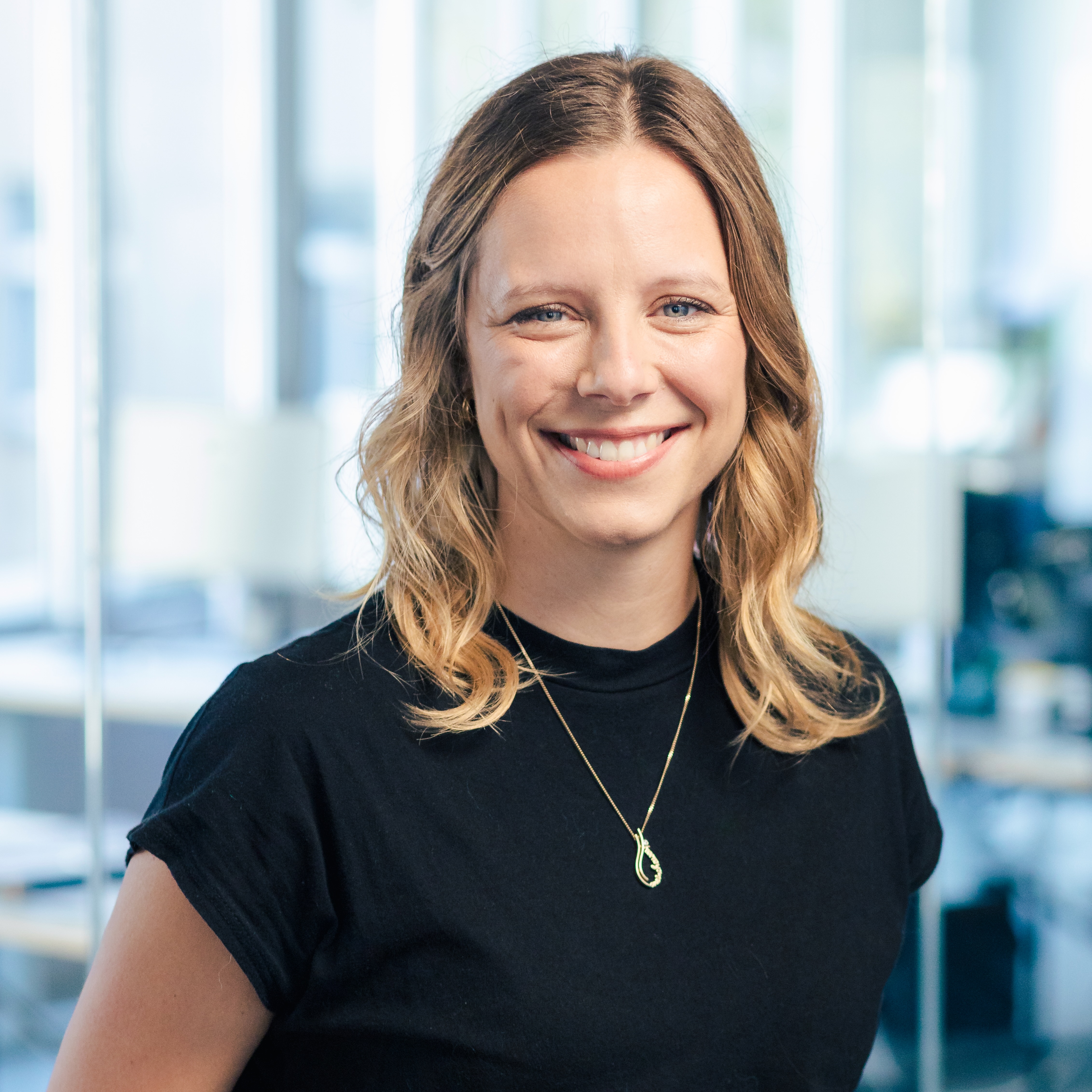 Porträtfoto von Sara Eisermann, Talent Acquisition beim DigitalService